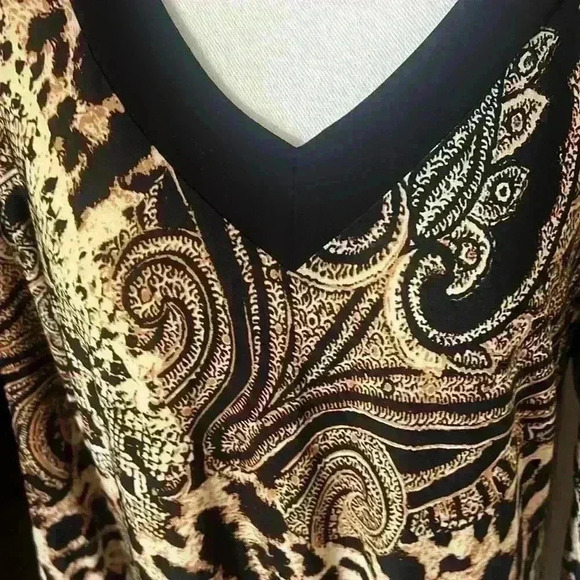 Chicos Ladies dress animal print size (Large) Excellent condition long sleeve. - Picture 11 of 14